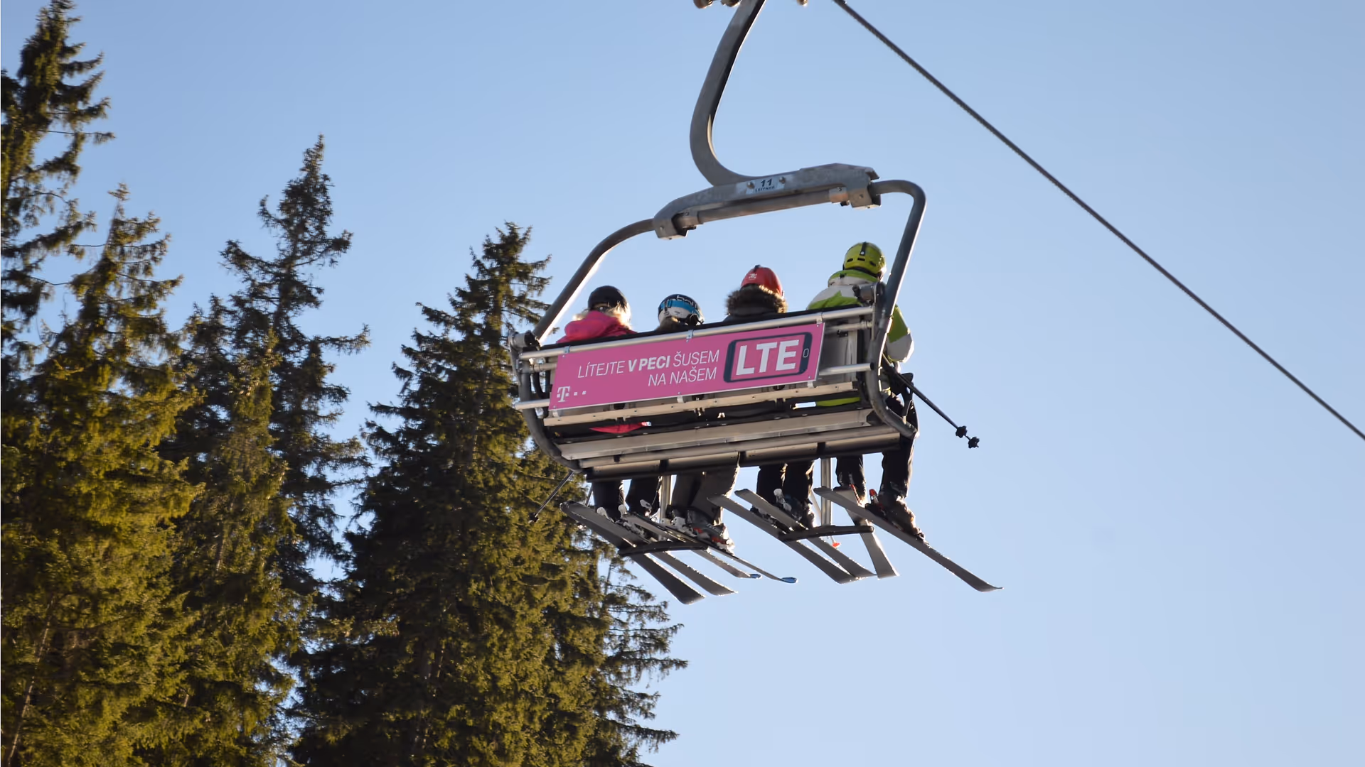 Špindlerův Mlýn Ski Resort - Chairlift branding