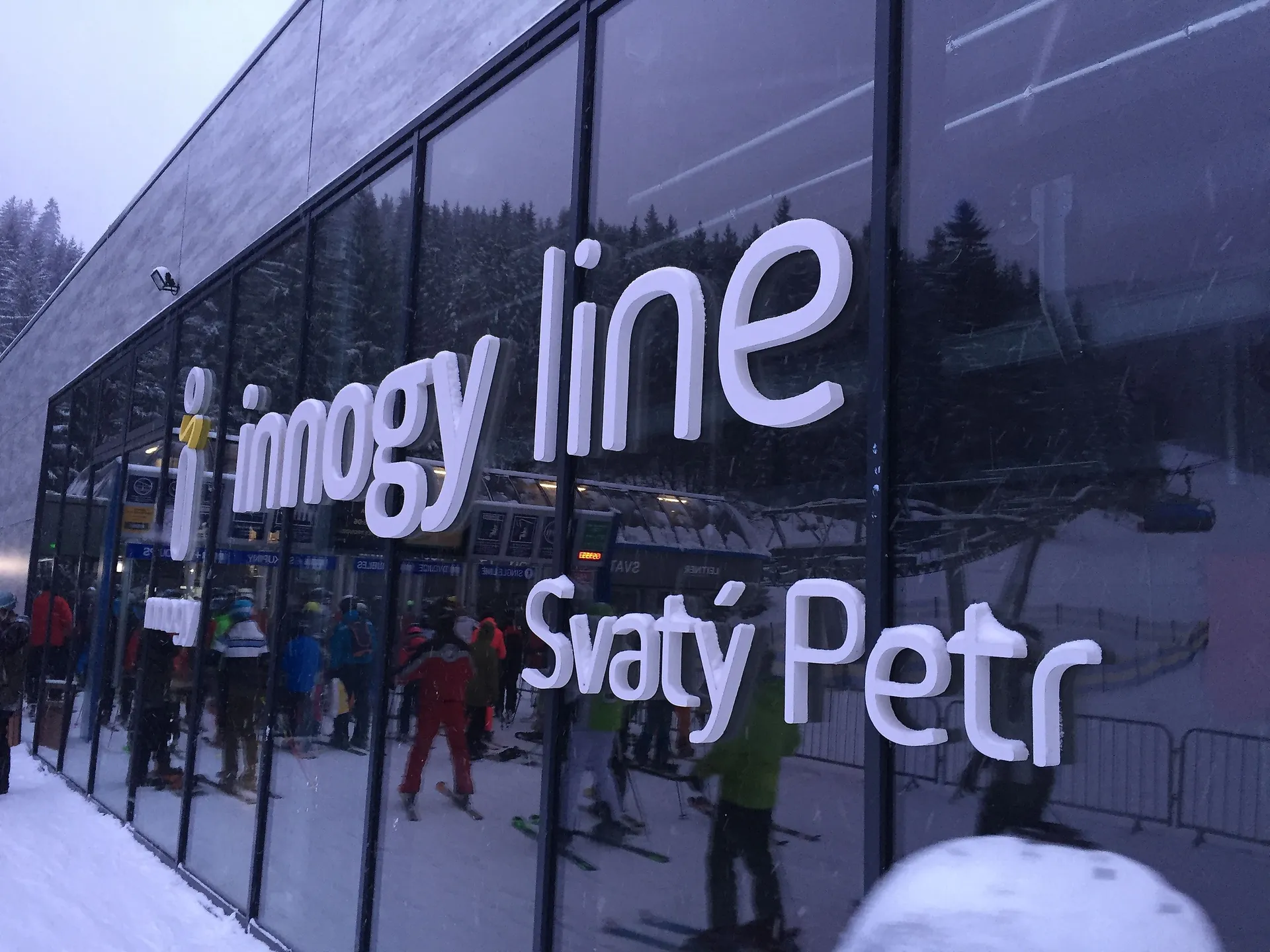 innogy line - Chairlift branding