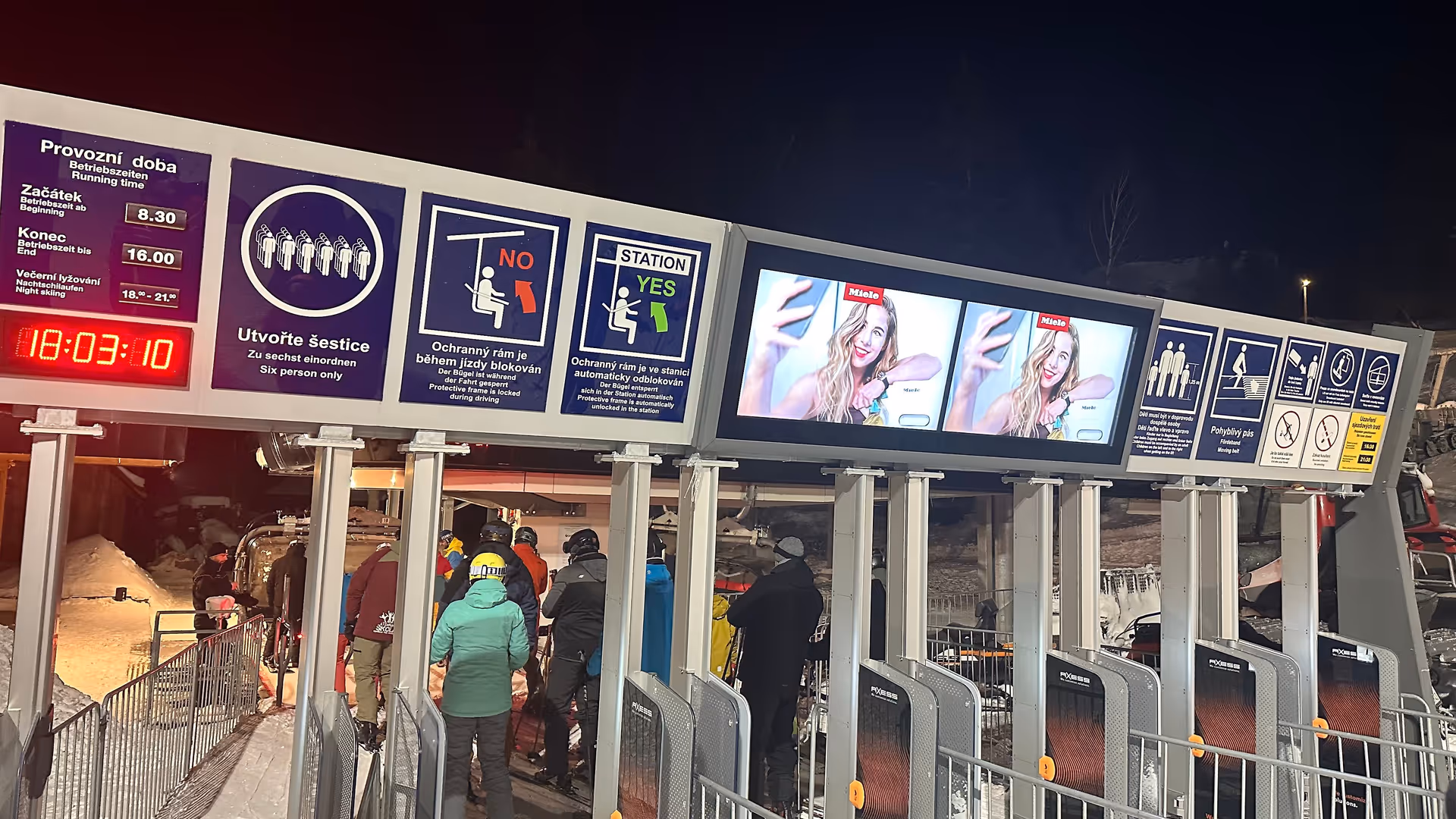 Miele - DOOH Digital Signage/Advertising