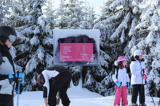 innogy - DOOH Digital Signage/Reklama