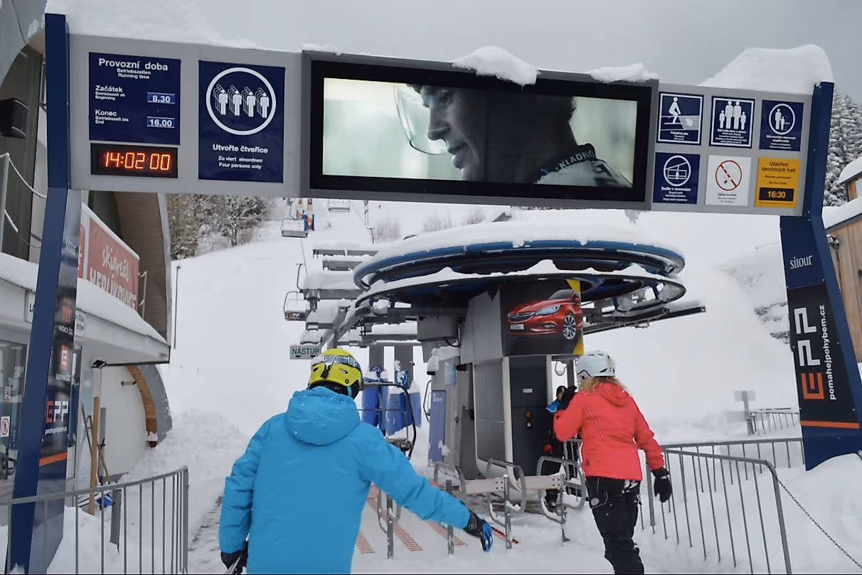 DOOH Digital Signage/Reklama