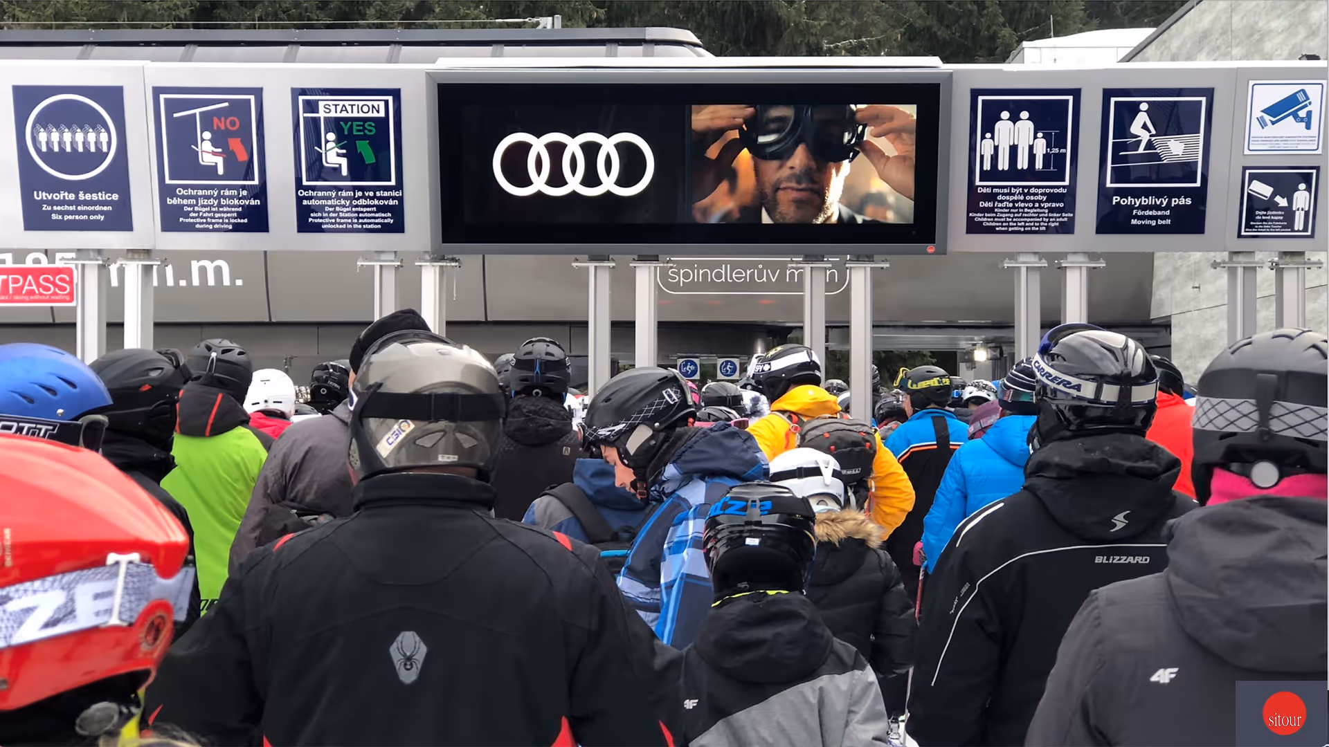 Audi - DOOH Digital Signage/Reklama