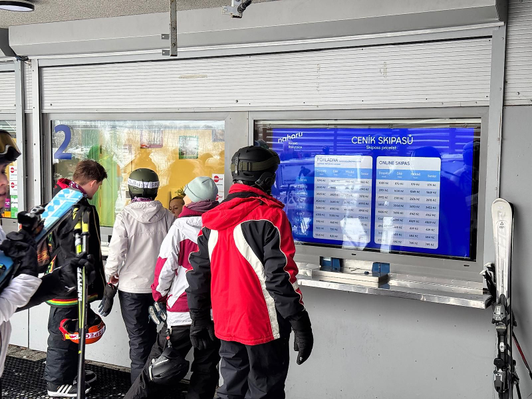 Indoor Digital Signage - Rokytnice