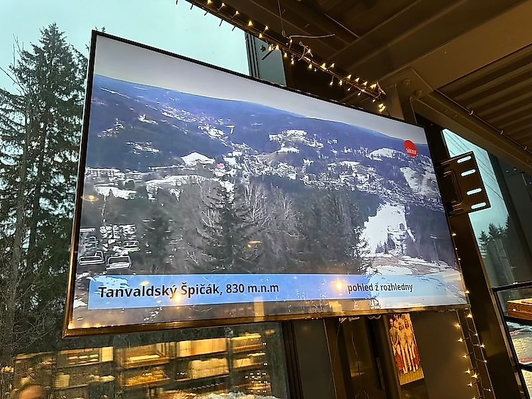 Indoor Digital Signage - Tanvald.