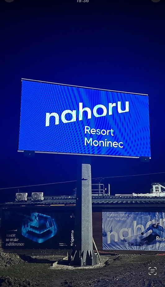 LED display - Monínec - ski resort logo view