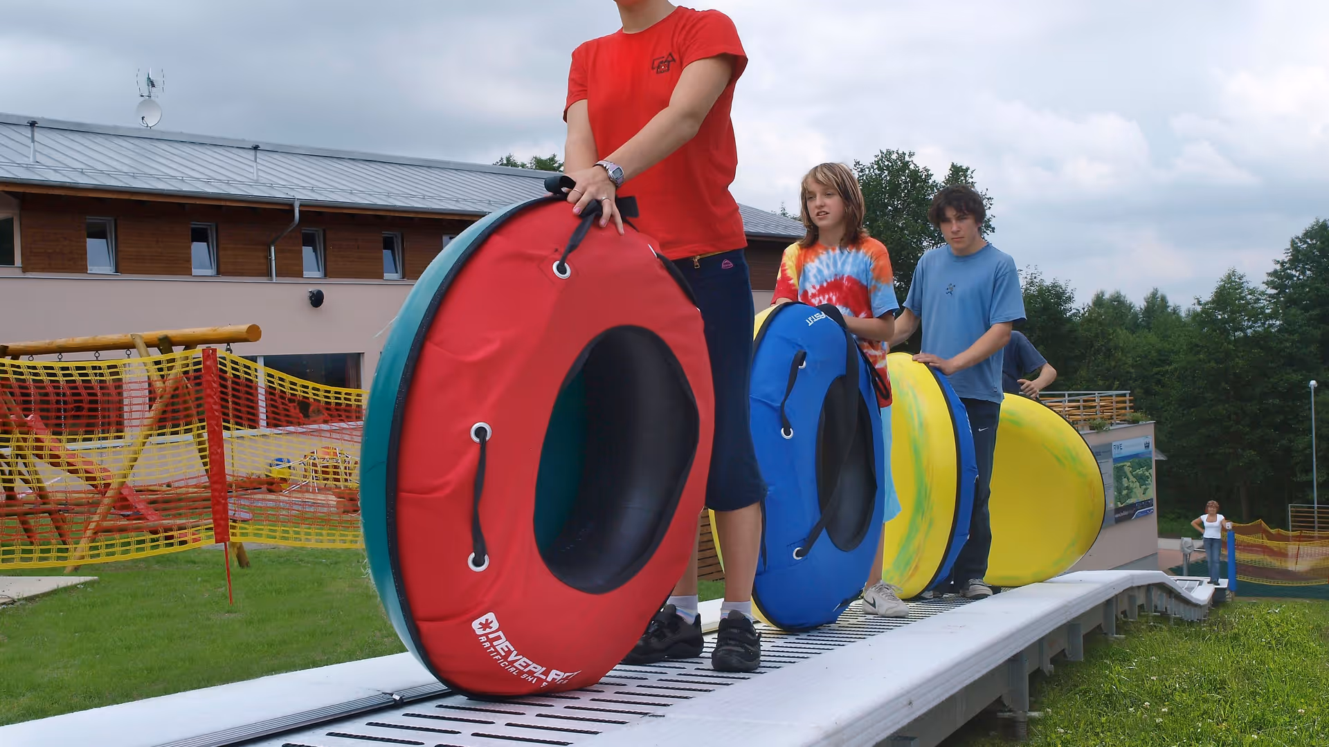 Tubes boats - Neveplast