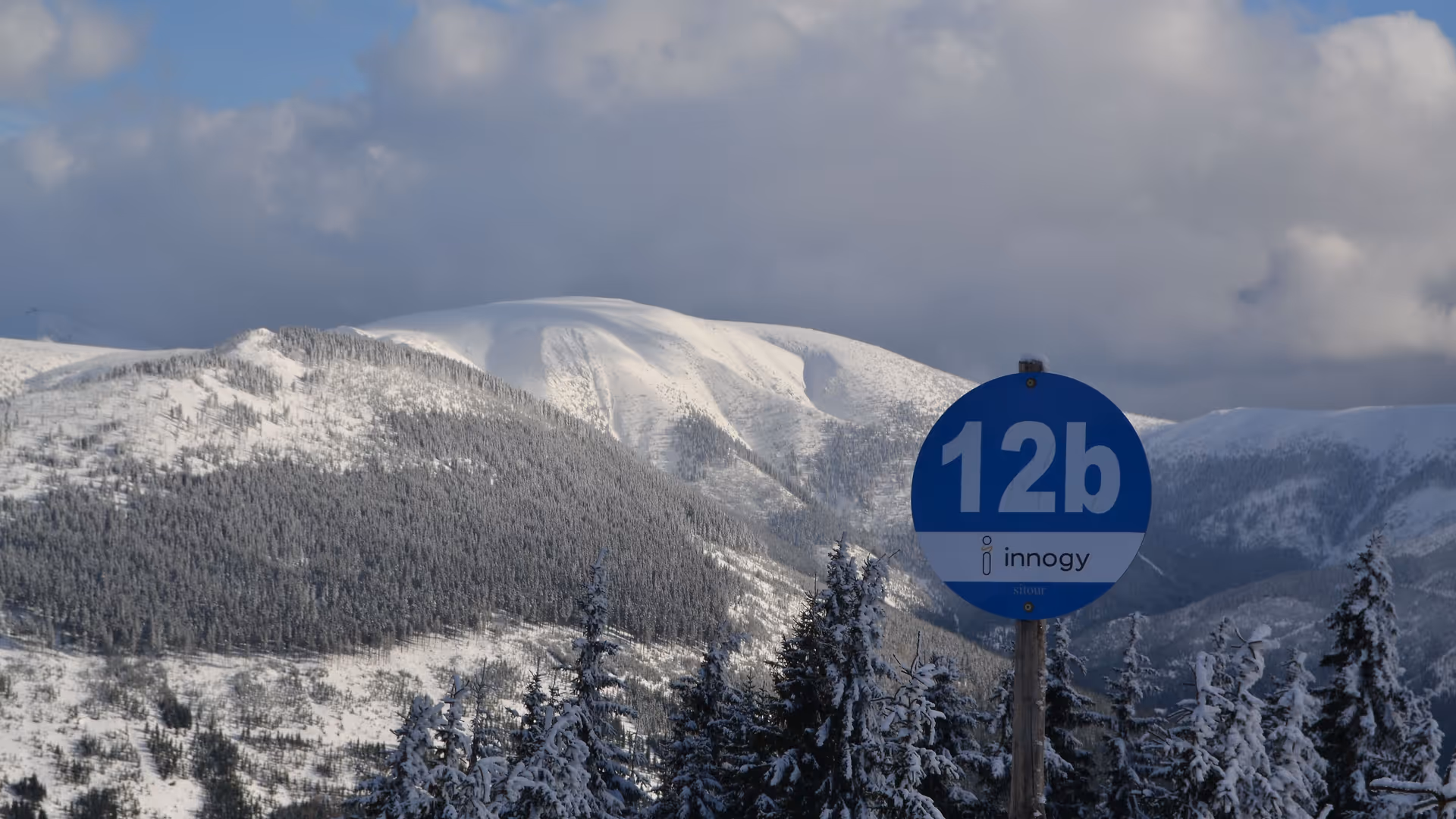 SkiResort Černá Hora - Pec/ Ski slope marking