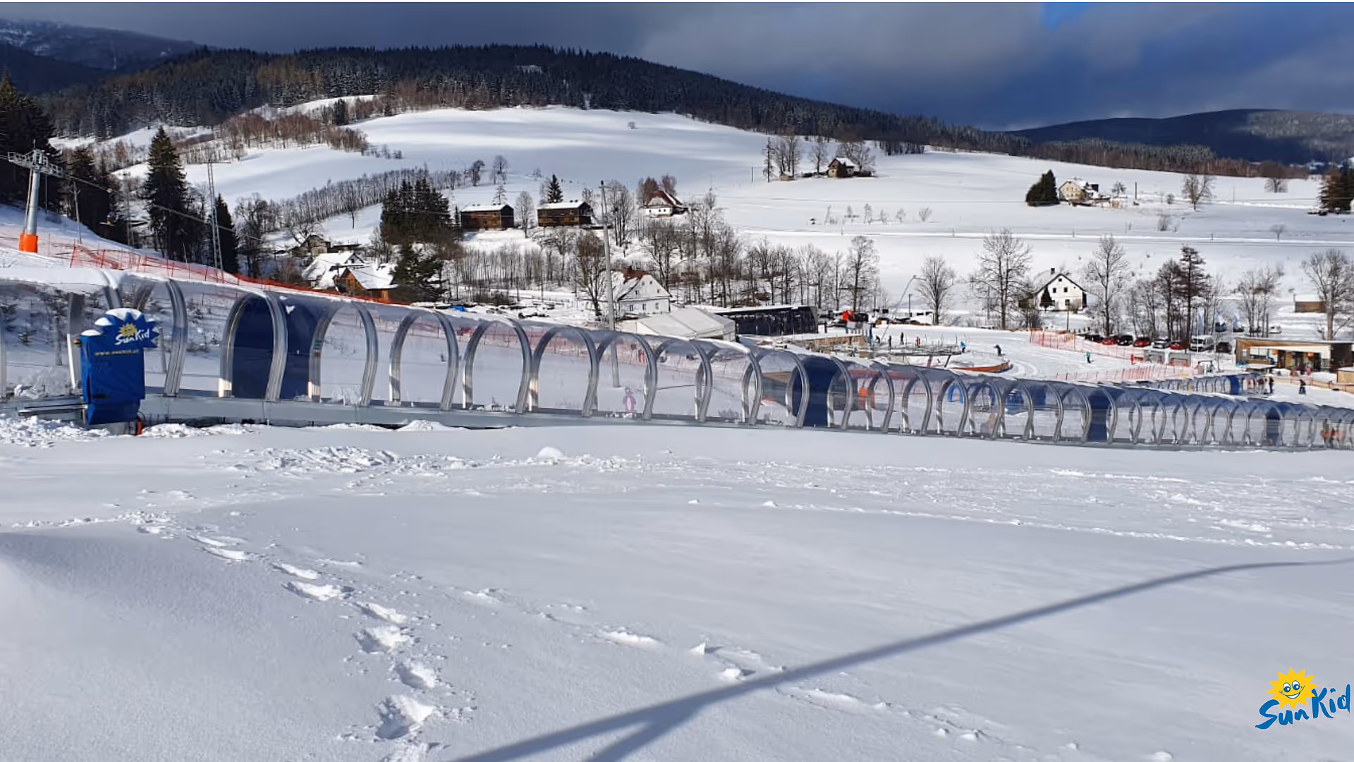 Zastřešený pás - Sunkid